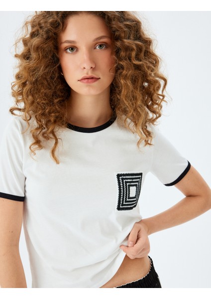 Bisiklet Yaka Brode Detaylı Kısa Kollu T-Shirt
