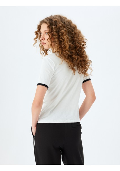 Bisiklet Yaka Brode Detaylı Kısa Kollu T-Shirt fırsatları