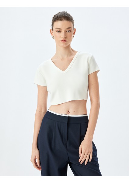 Modal Kumaş Kısa Kollu V Yaka Crop T-Shirt