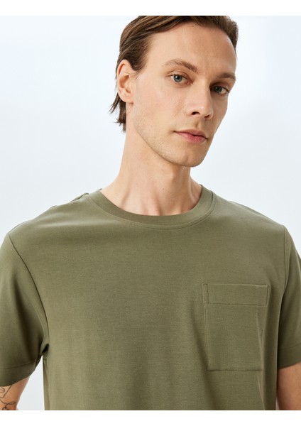 Bisiklet Yaka Kısa Kollu Cepli Pamuklu Basic T-Shirt fiyatları