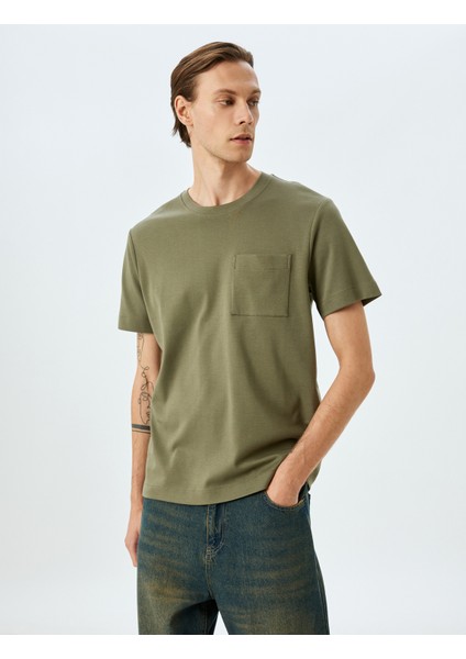 Bisiklet Yaka Kısa Kollu Cepli Pamuklu Basic T-Shirt modelleri