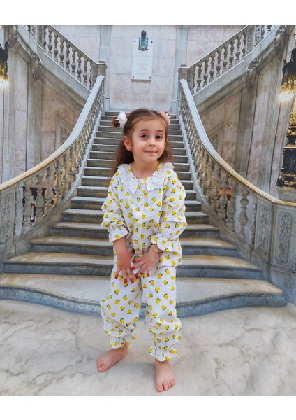 Kız Çocuk Limon Fır Fır Yaka Pijama Takımı (1 Beden Büyük Tercih Ediniz) fırsatları
