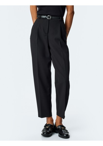 Yüksek Bel Cepli Rahat Kalıp Kumaş Pantolon modelleri