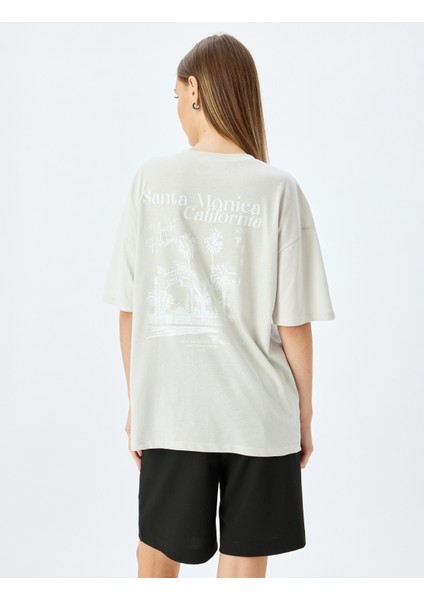 Arkası Baskılı Sloganlı Bisiklet Yaka Kısa Kollu Oversize T-Shirt