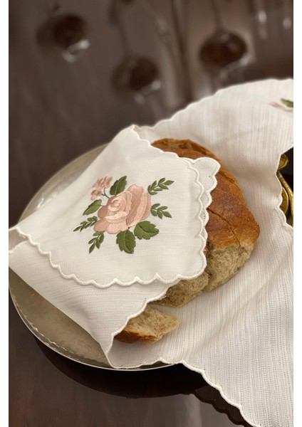 Nakışlı Ekmek Örtüsü. Gül Desenli