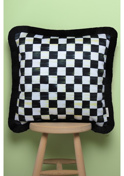Siyah Püsküllü Dama Desen 43 x 43 cm Kare Kırlent Kılıfı