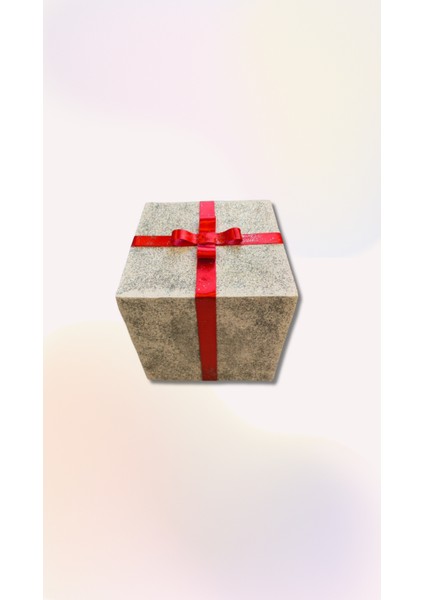 Yılbaşı Ağacı Süsü Beyaz Simli, Kurdelalı Strafor Hediye Kutusu 25 cm