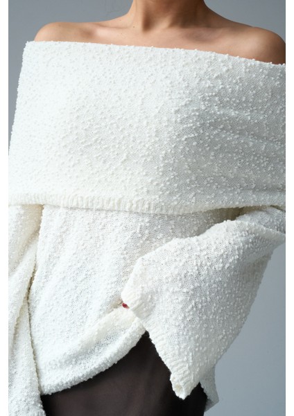 Kadın Krem Omuzları Açık Dokulu Kazak indirimleri