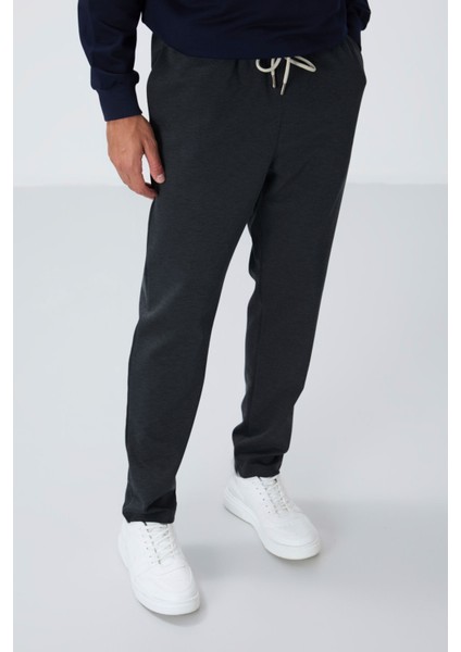Koyu Gri Yüzeyi Dokulu Standart Fit Erkek Eşofman Alt - 82155