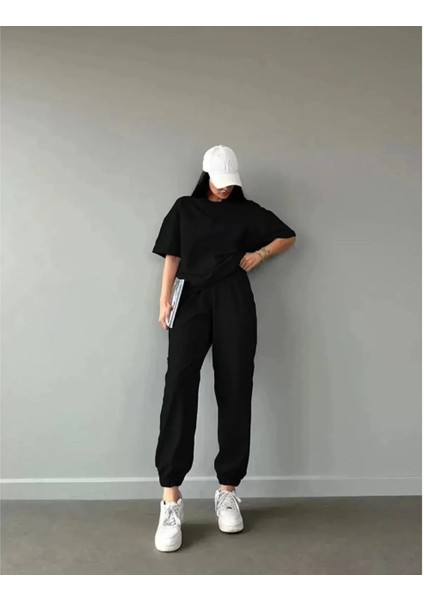 Düz T-Shirt Ve Eşofman Takımı - Siyah