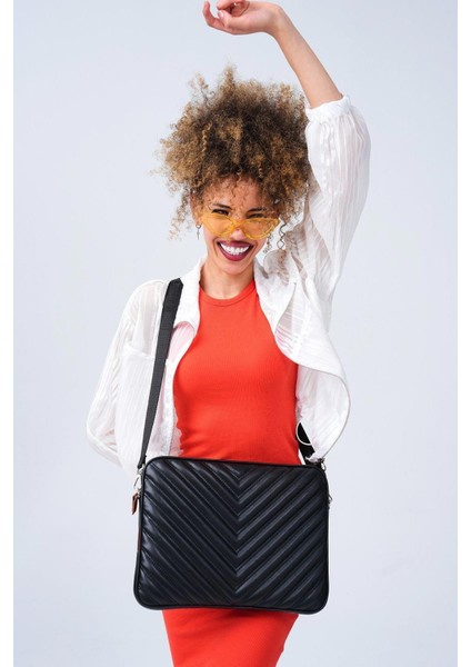 Macbook Air Pro Mussen 13” & 14”inç Uyumlu Laptop & Evrak Çantası modelleri