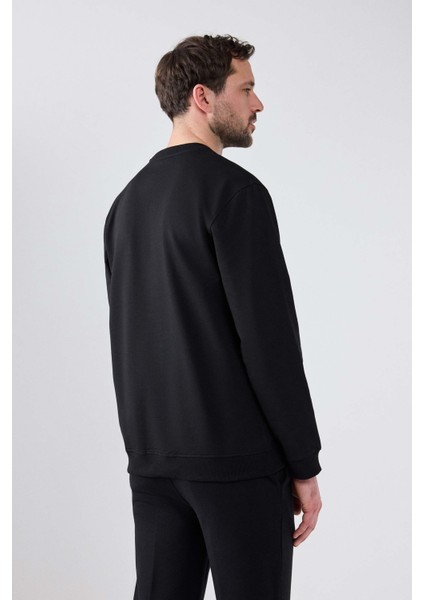 Relaxed Fit Siyah Nakışlı Sweatshirt