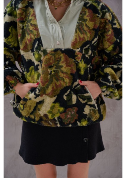 Kadın Kanguru Detay Tasarım Sweatshırt fırsatları