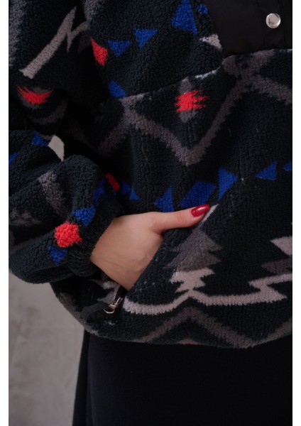 Kadın Kanguru Detay Tasarım Sweatshırt modelleri