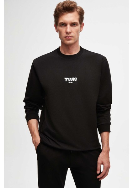 Relaxed Fit Siyah Baskılı Sweatshirt