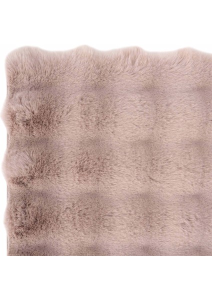 Pretty Pudra Yıkanabilir Kabartmalı Yumoş Kaymaz Suni Kürk Halı Tavşan Post Peluş Halı modelleri