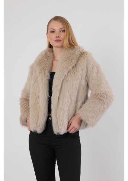 1773 Peluş Kürk Mont Bej modelleri
