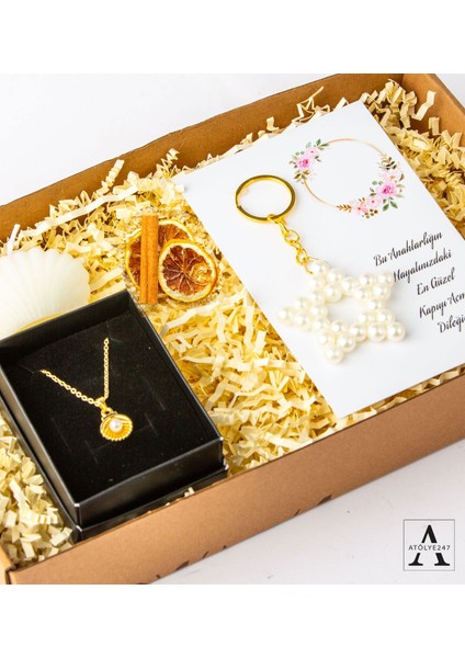 Özel Tasarım Inci Hediye Seti- Yıldız Anahtarlık - Incili Istiridye Kolye - Istiridye Mum - Çubuk Tarçın- Kuru Limon Dilimi fiyatları
