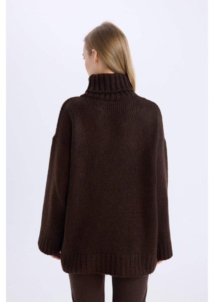 Oversize Geniş Kalıp Balıkçı Yaka Basic Düz Triko Kazak Tunik A6445AX24CW indirimleri