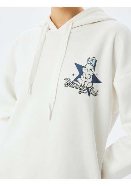 Arkası Baskılı Kapüşonlu Oversize Sweatshirt indirimleri