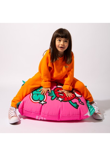 Giant Inflatable Cushion / Dev Şişme Minder - Strawbies