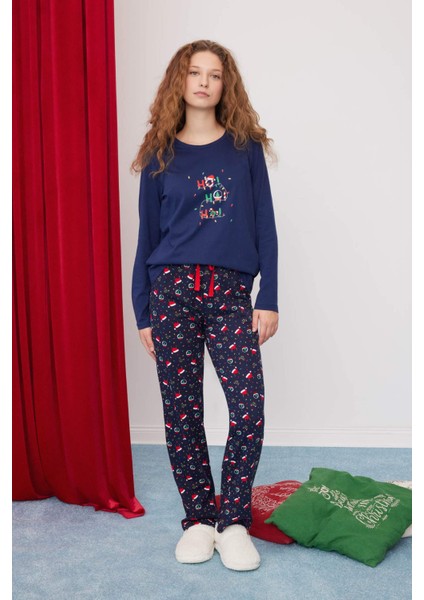 Fall in Love Yılbaşı Temalı Pijama Takımı Uzun Kollu Üst Esnek Belli Alt D2291AX24WN