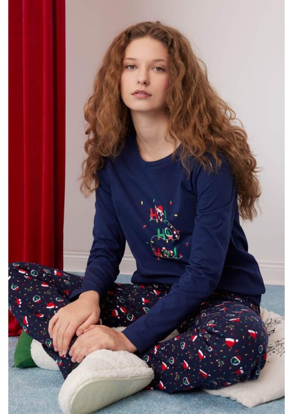 Fall in Love Yılbaşı Temalı Pijama Takımı Uzun Kollu Üst Esnek Belli Alt D2291AX24WN