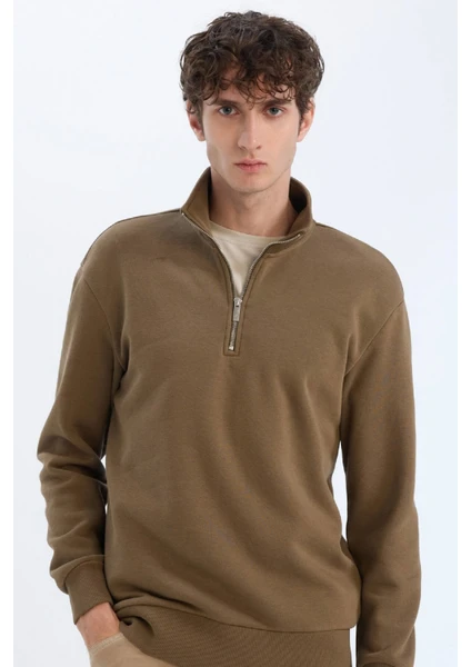 Comfort Regular Fit Rahat Kalıp Fermuarlı Dik Yaka Basic Düz Sweatshirt X7405AZ24AU