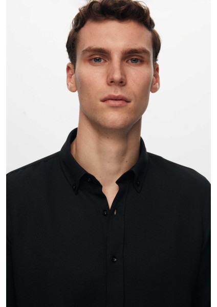 Ds Damat Slim Fit Siyah Oxford Düğmeli Yaka Kolay Ütülenebilir Nakış Detaylı Pamuklu Gömlek modelleri