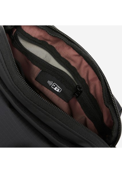 Newfeel Mini Çanta - 1,3 L - Yürüyüş - Siyah - Activ Mblty Venice fırsatları