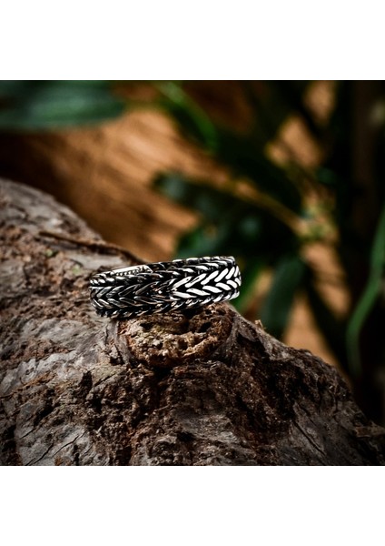 Örgü Model Gümüş Erkek Yüzük 925 Ayar Gümüş Örgü Model Taşsız Erkek Yüzüğü modelleri