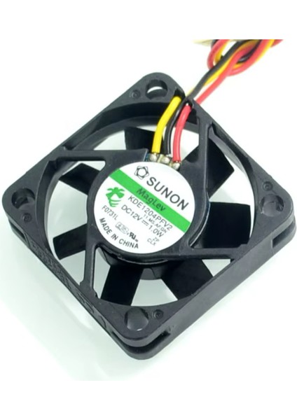 40X40X10MM 12V 1W/0,83A 3 Kablo Fan KDE1204PFV2