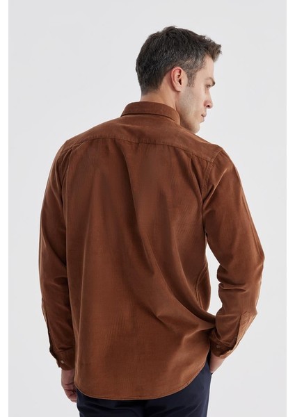 Taba Comfort Fit Düğmeli Yaka Pamuklu Kadife Gömlek fırsatları