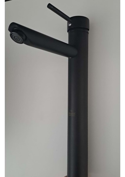 Platinum Serisi - Çanak Lavabo Bataryası - 15 cm Gagalı - Mat Siyah