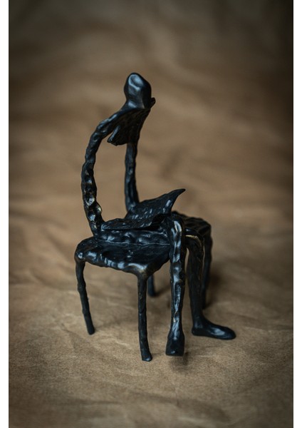 Yalnızlık Figuru Metal Biblo
