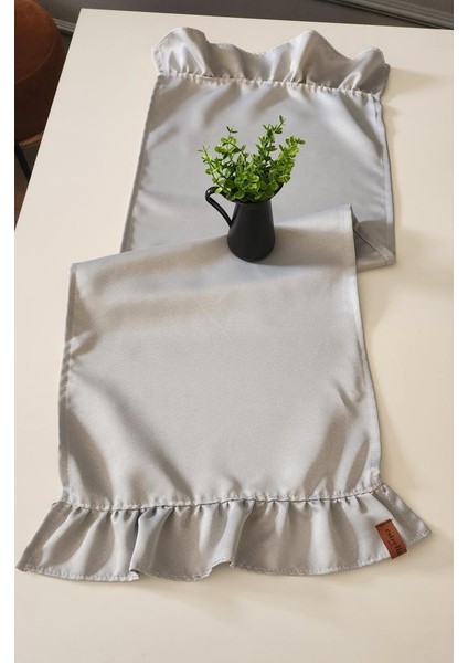 Cemre Saten 2-Kenar Fırfırlı Vintage Runner Örtü Gri 40 x 110