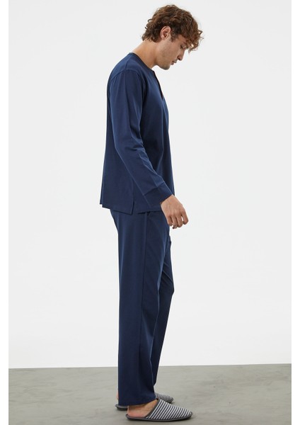Patlı Çift Renk Düğmeli Pijama Takımı - Lacivert fırsatları