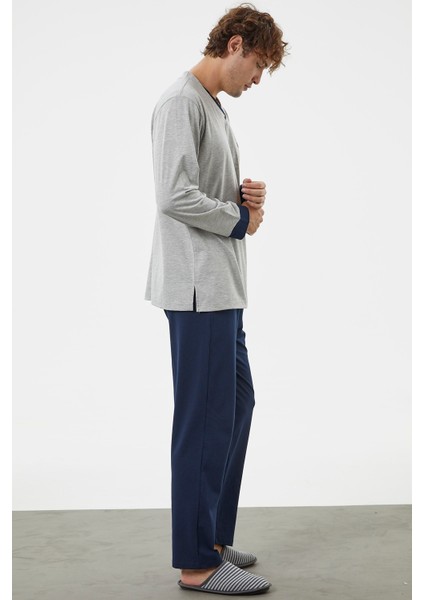 V Yaka Rahat Kalıp Pijama Takım - Gri fırsatları