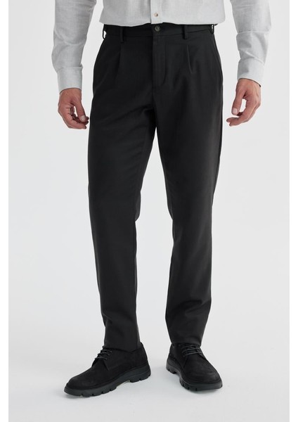 Siyah Comfort Fit Çift Pileli Beli Tokalı Pamuklu Kanvas Pantolon