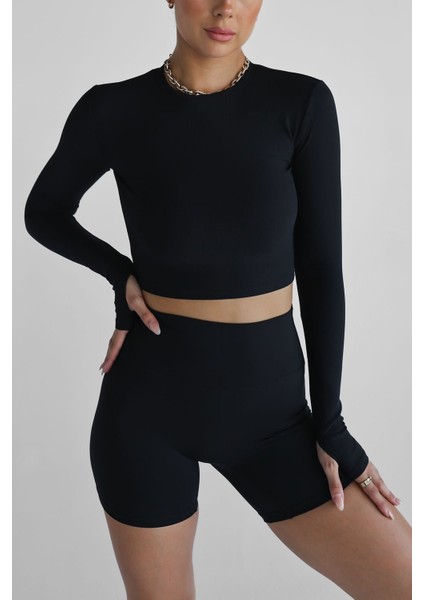 Siyah Bisiklet Yaka Crop Uzun Kol Tshirt Darkalıp Soft Touch Pamuklu Kumaş Parmak Detaylı Spor Body