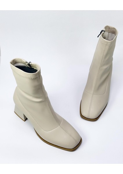 Krem Streç Alçak Fermuarli Kadin Botu fırsatları