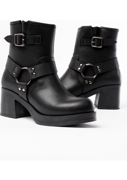 5109-3042 Siyah Toka Aksesuarlı Fermuarlı Kalın Topuklu Günlük Kadın Bot