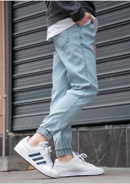 Erkek Buz Mavisi Jogger Kot Pantolon - Lastikli Bel ve Paça, Yıkamalı Denim