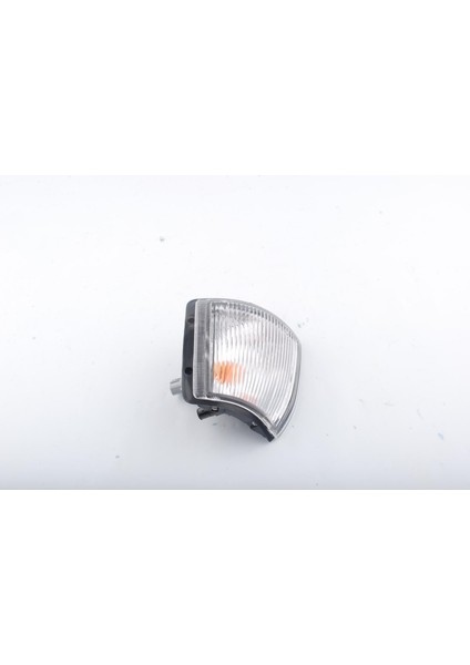 Sol Sinyal Beyaz Mazda B2500 1997-2000 Uyumlu UH7151070