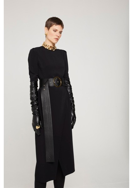 Yarım Kol Kemerli Midi Boy Siyah Kruvaze Elbise fiyatları