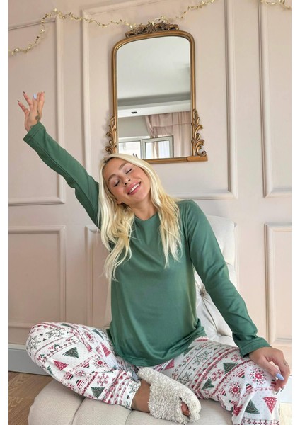T-Shirt-Pantolon Yeşil Etnik Desenli Termal Kadın Pijama Takımı Kış Regular Örme Hayır Yumoş Kırmız