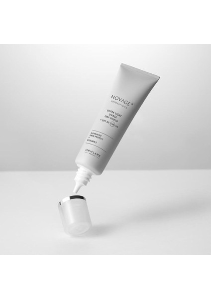 Novage+ Proceuticals Ultra Light Uv-Genç Tutan Gündüz Kremi + Spf 50