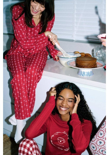 2 Parça Bloom Kırmızı Düğmeli Gömlek Pantolon Pijama Takımı Uzun Düğmeli Hayır Uzun Kol Homewear Dü