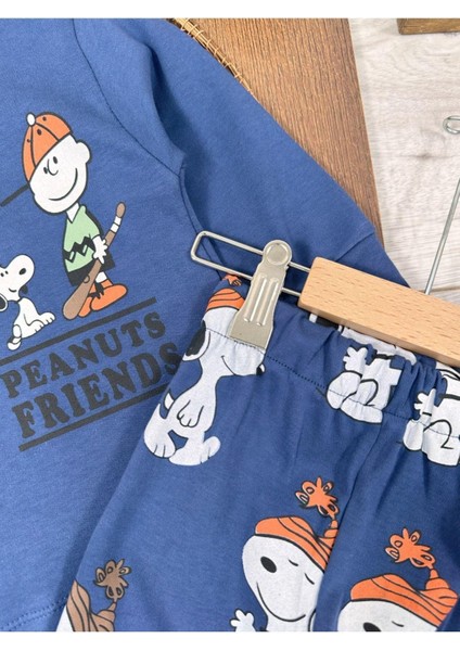 Bisiklet Yaka Peanuts Friends Baskılı Alt Üst Pijama Takımı modelleri