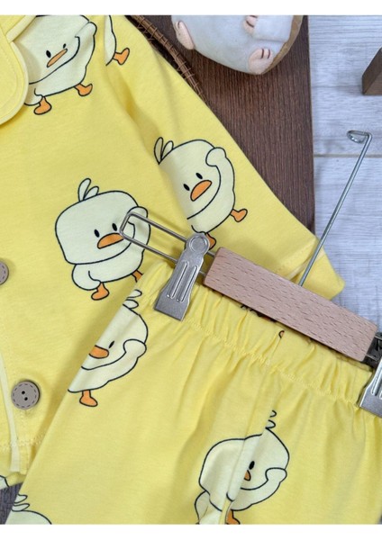 Kruvaze Yaka %100 Pamuk Önden Düğmeli Mevsimlik Ünisex Bebek ve Çocuk Pijama Takımı modelleri